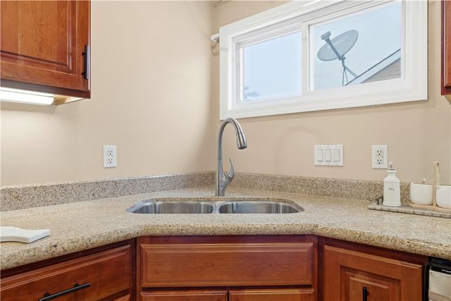 130 Eisner Ave, Bridgeville, PA 15017