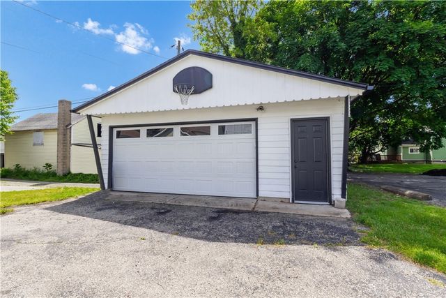 214 Hay Avenue, Brookville, OH 45309