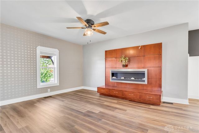 214 Hay Avenue, Brookville, OH 45309