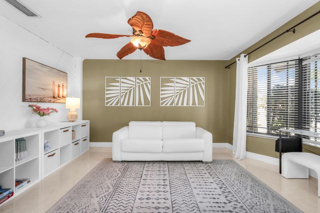 3250 Lakeview Boulevard, Delray Beach, FL 33445
