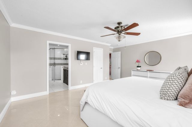 3250 Lakeview Boulevard, Delray Beach, FL 33445