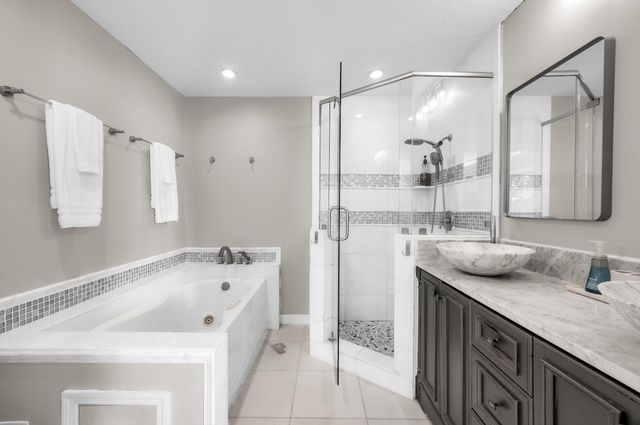 3250 Lakeview Boulevard, Delray Beach, FL 33445