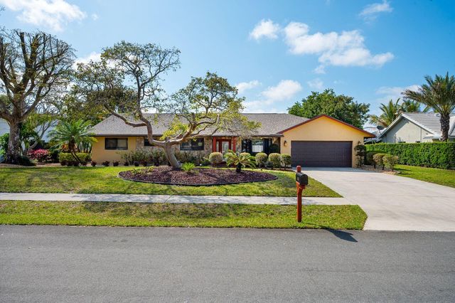 3250 Lakeview Boulevard, Delray Beach, FL 33445
