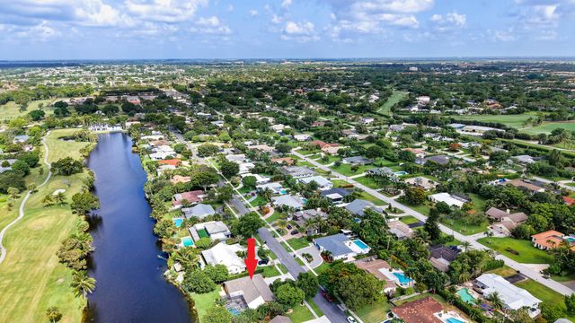 3250 Lakeview Boulevard, Delray Beach, FL 33445
