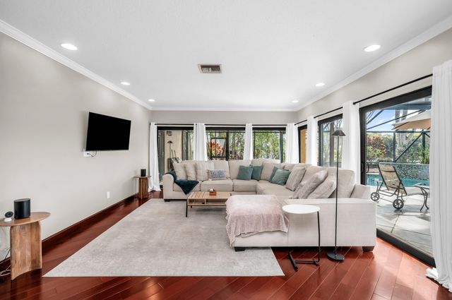 3250 Lakeview Boulevard, Delray Beach, FL 33445