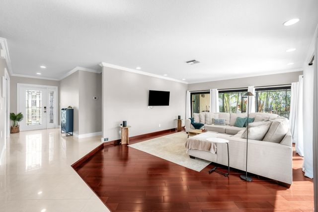 3250 Lakeview Boulevard, Delray Beach, FL 33445
