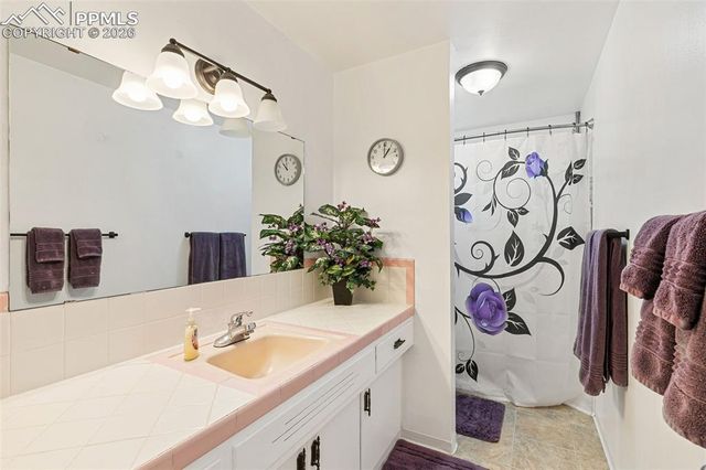 2122 Snyder Avenue, Colorado Springs, CO 80909