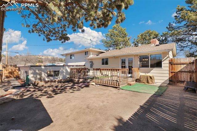 2122 Snyder Avenue, Colorado Springs, CO 80909