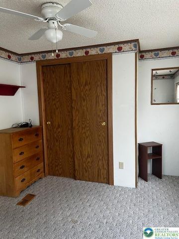 378 White Oak Lane, Moore Twp, PA 18014