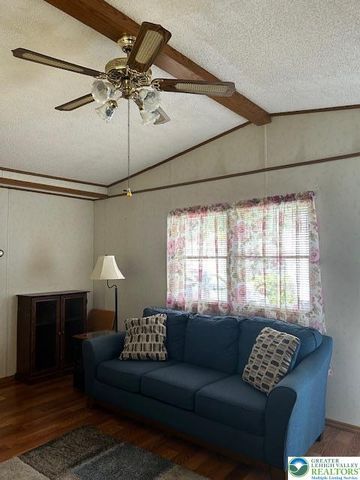 378 White Oak Lane, Moore Twp, PA 18014