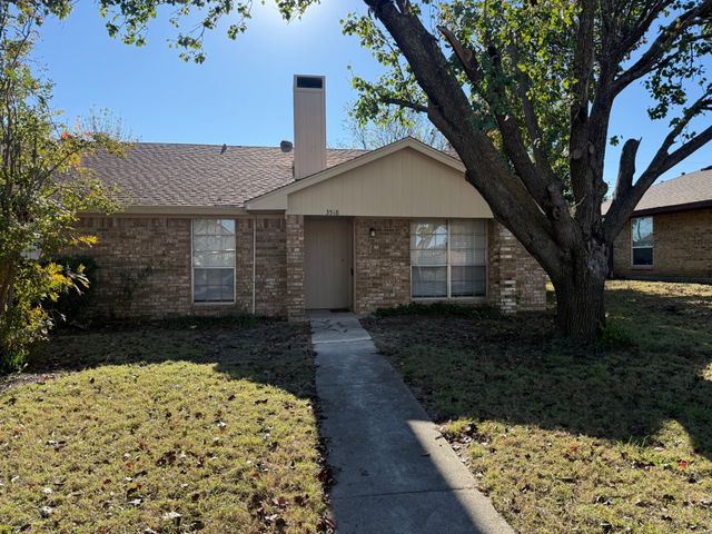 3518 Jewel Street, Sachse, TX 75048