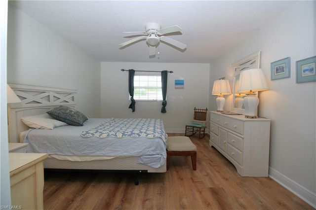 1421 SE 36th ST, Cape Coral, FL 33904