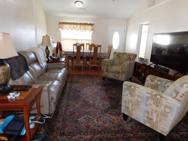 1121 Augustus Dr., Conway, SC 29527