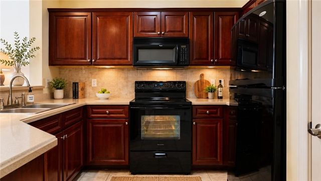 3309 Village Boulevard SE, Rome, GA 30161