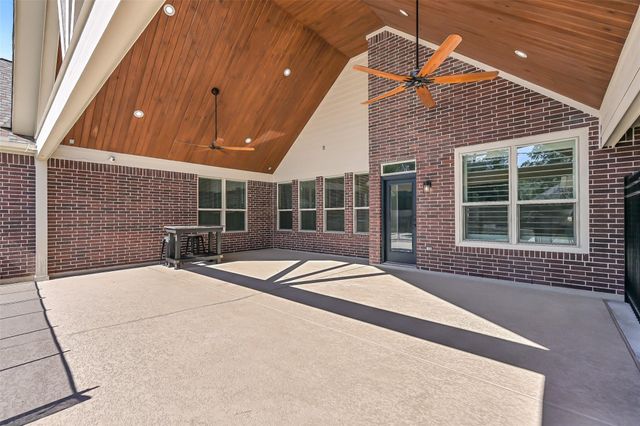 1704 Brill Drive, Friendswood, TX 77546