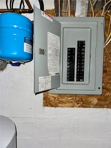 1628 Old Brodhead Rd, Center Twp, PA 15061