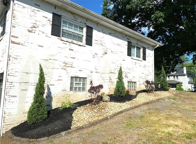 1628 Old Brodhead Rd, Center Twp, PA 15061