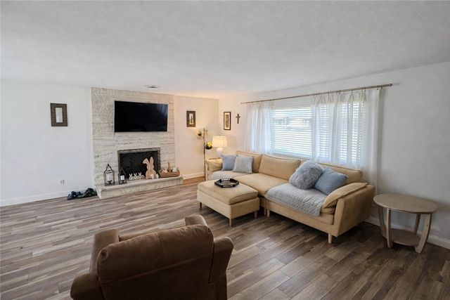 1628 Old Brodhead Rd, Center Twp, PA 15061