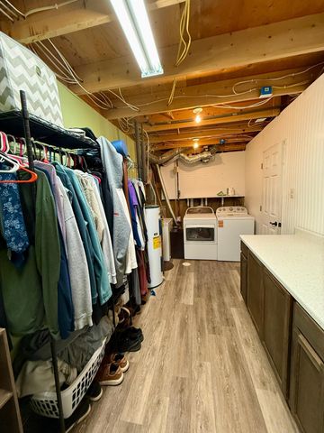 1508 36th Avenue S, Fargo, ND 58104