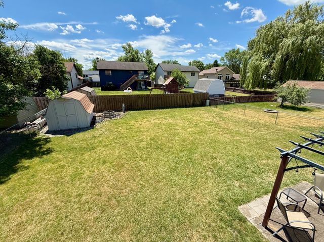 1508 36th Avenue S, Fargo, ND 58104