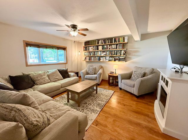 1508 36th Avenue S, Fargo, ND 58104