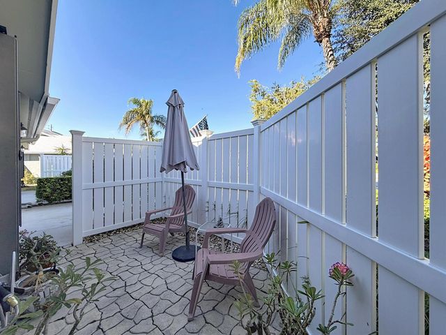 6796 SE Yorktown Drive, Hobe Sound, FL 33455