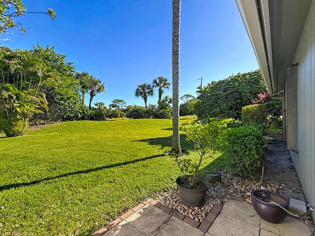 6796 SE Yorktown Drive, Hobe Sound, FL 33455