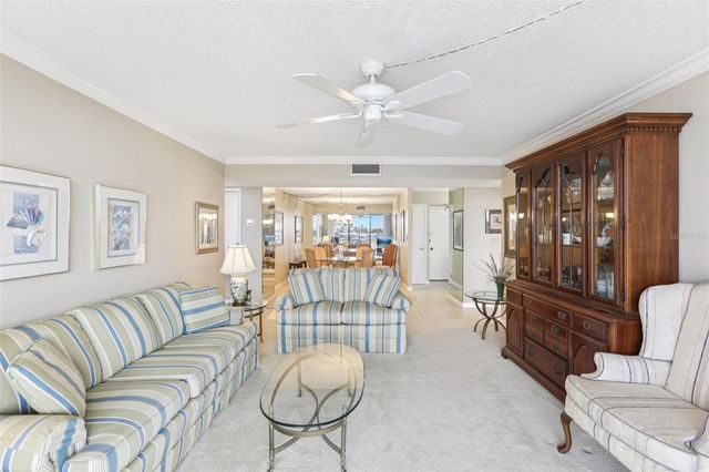 1 KEY CAPRI 302E, Treasure Island, FL 33706