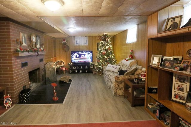 58575 Deep Run Road, Martins Ferry, OH 43935