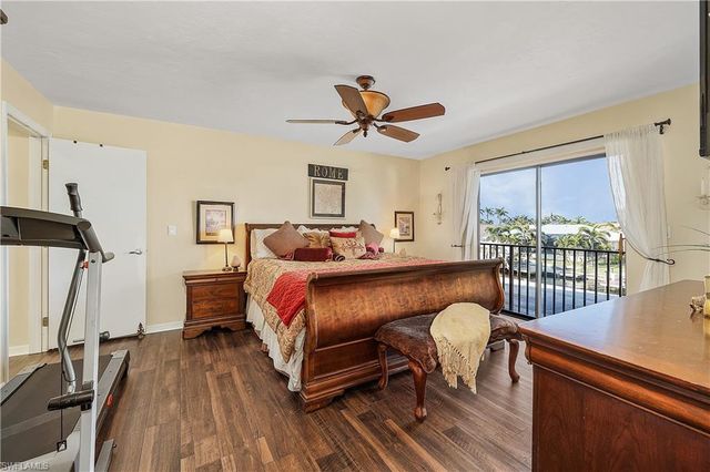 1405 El Dorado PKWY W, Cape Coral, FL 33914