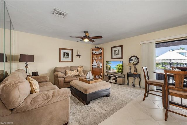 1405 El Dorado PKWY W, Cape Coral, FL 33914