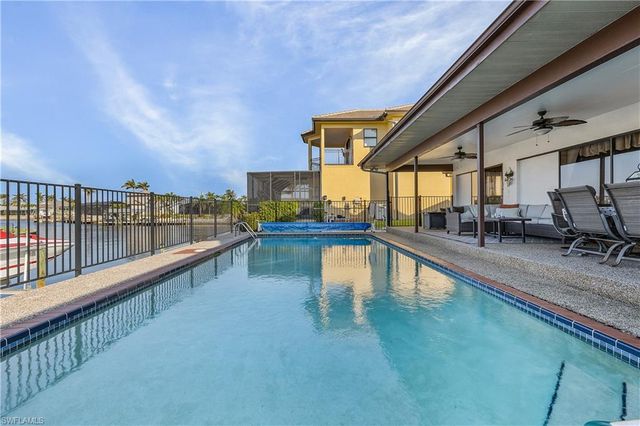 1405 El Dorado PKWY W, Cape Coral, FL 33914