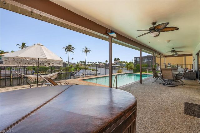 1405 El Dorado PKWY W, Cape Coral, FL 33914