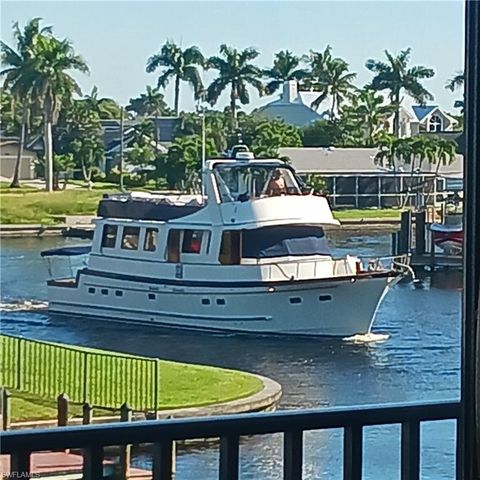 1405 El Dorado PKWY W, Cape Coral, FL 33914