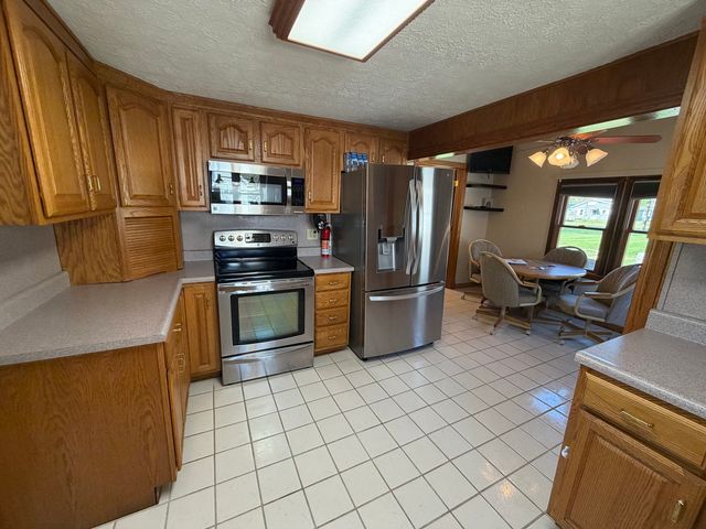 405 Wortby Street, Odin, IL 62870