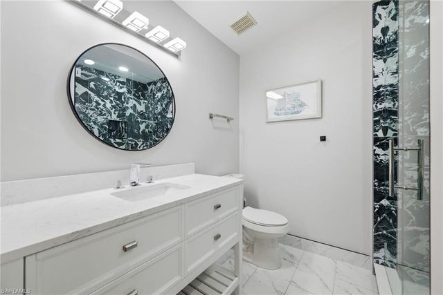 2845 Cypress Trace CIR 204, Naples, FL 34119