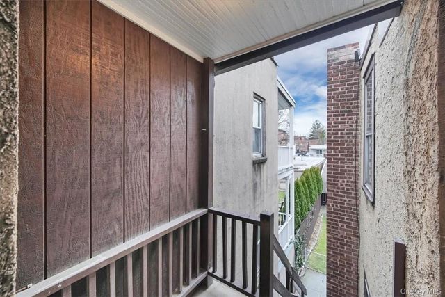 15 Kaldenberg Place, Tarrytown, NY 10591
