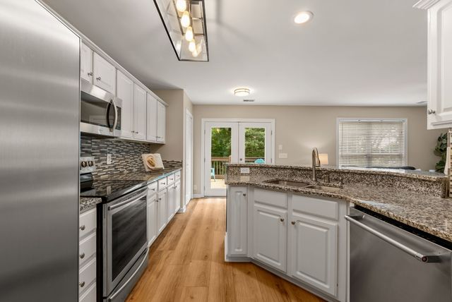 2114 Ieper Dr, Spring Hill, TN 37174