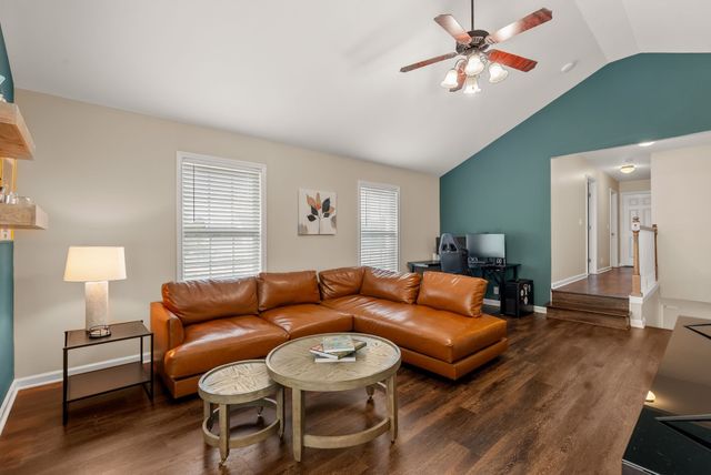 2114 Ieper Dr, Spring Hill, TN 37174