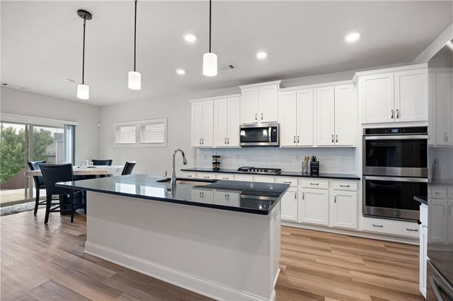 103 Grove View Road, Woodstock, GA 30189