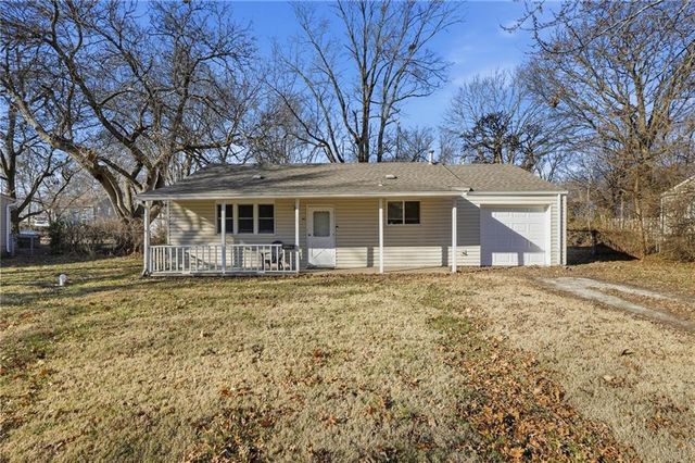 12802 Grandview Road, Grandview, MO 64030
