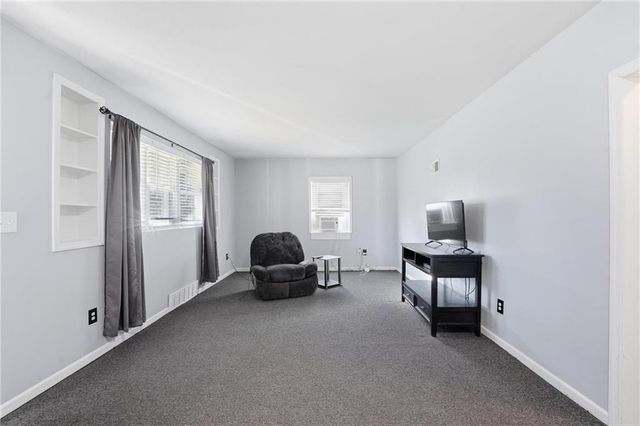 12802 Grandview Road, Grandview, MO 64030