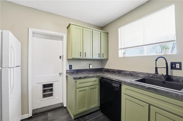 12802 Grandview Road, Grandview, MO 64030