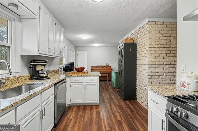 2549 Oak Avenue, Tucker, GA 30084