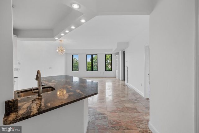 955 26TH ST NW #608, Washington, DC 20037