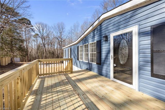 5705 Union Grove Church Road, Seagrove, NC 27341