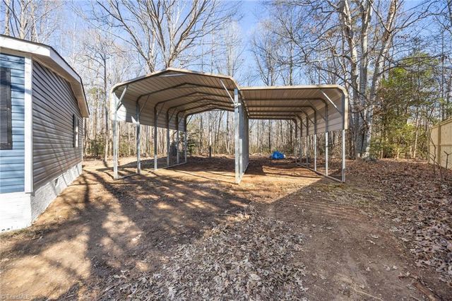 5705 Union Grove Church Road, Seagrove, NC 27341