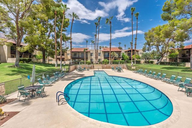 2170 S Palm Canyon Drive 19, Palm Springs, CA 92264