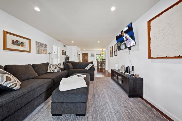 2170 S Palm Canyon Drive 19, Palm Springs, CA 92264