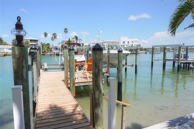 8535 BLIND PASS DRIVE 203, Treasure Island, FL 33706